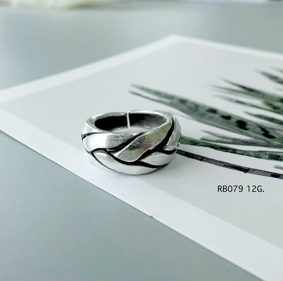 Authentic hill tribe silver ring.