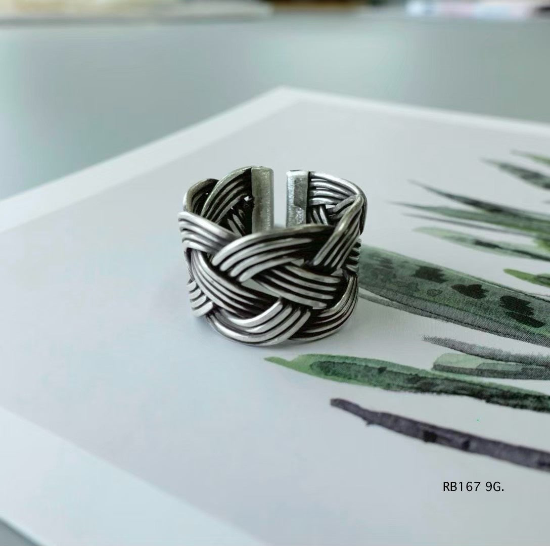 Silver ring. Chiang Mai artistry, captured in silver.