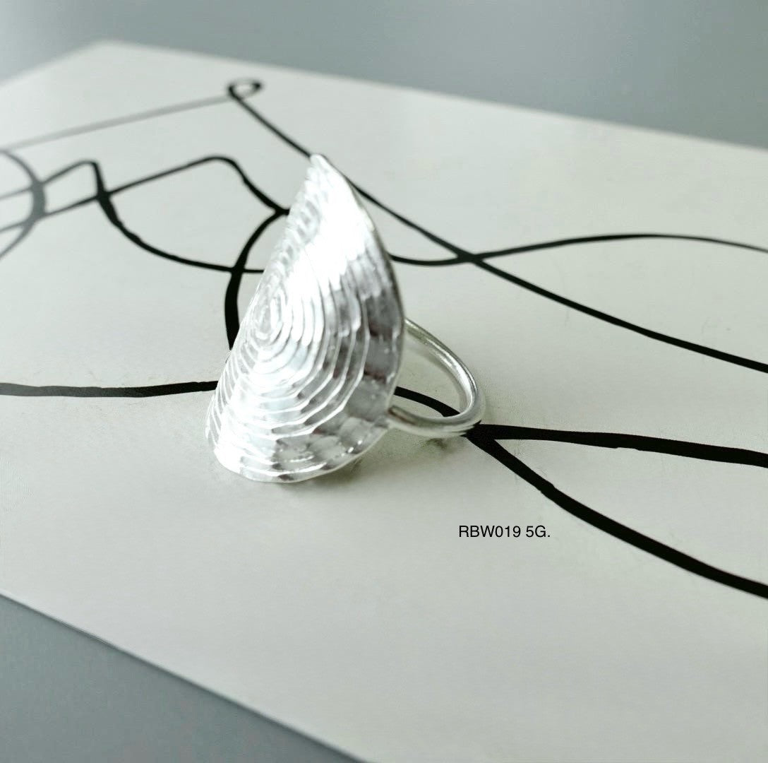 Silver ring. Inspired by Chiang Mai, crafted by tradition.