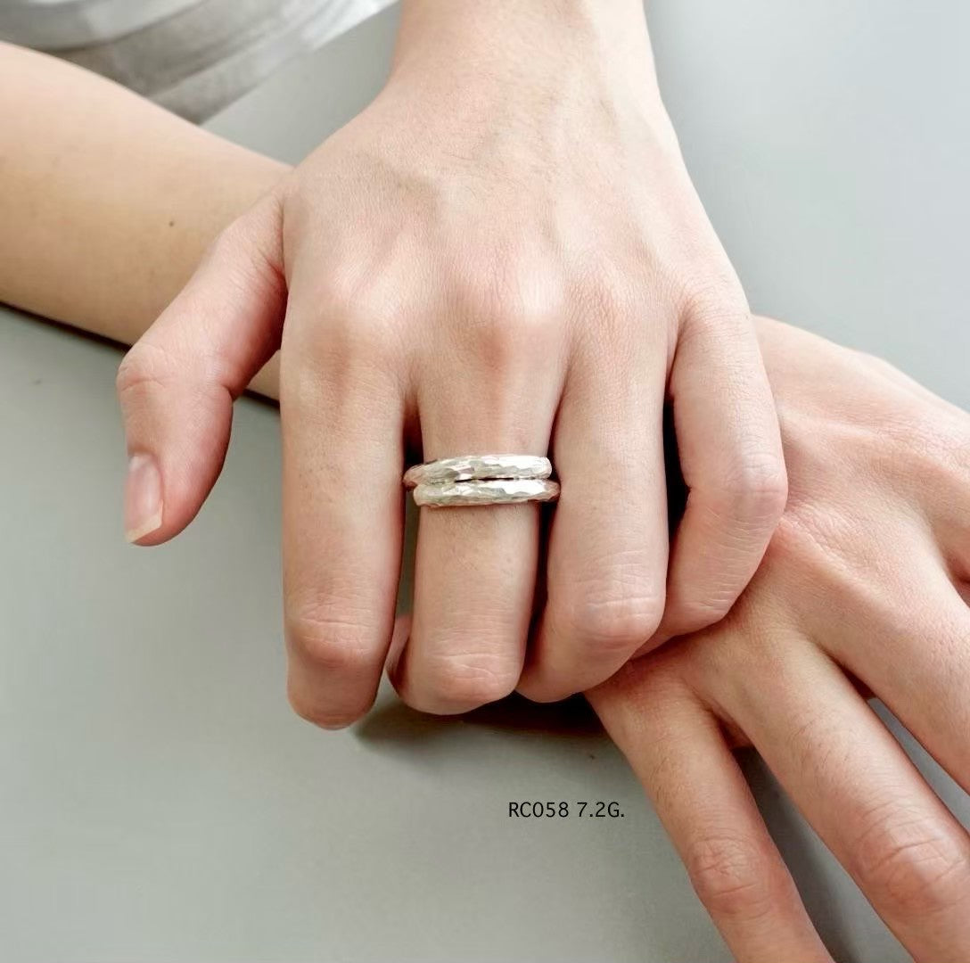 Silver ring. Authentic hill tribe elegance.