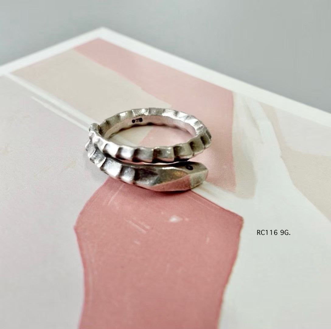 Silver ring. A touch of Lanna spirit in gleaming silver.