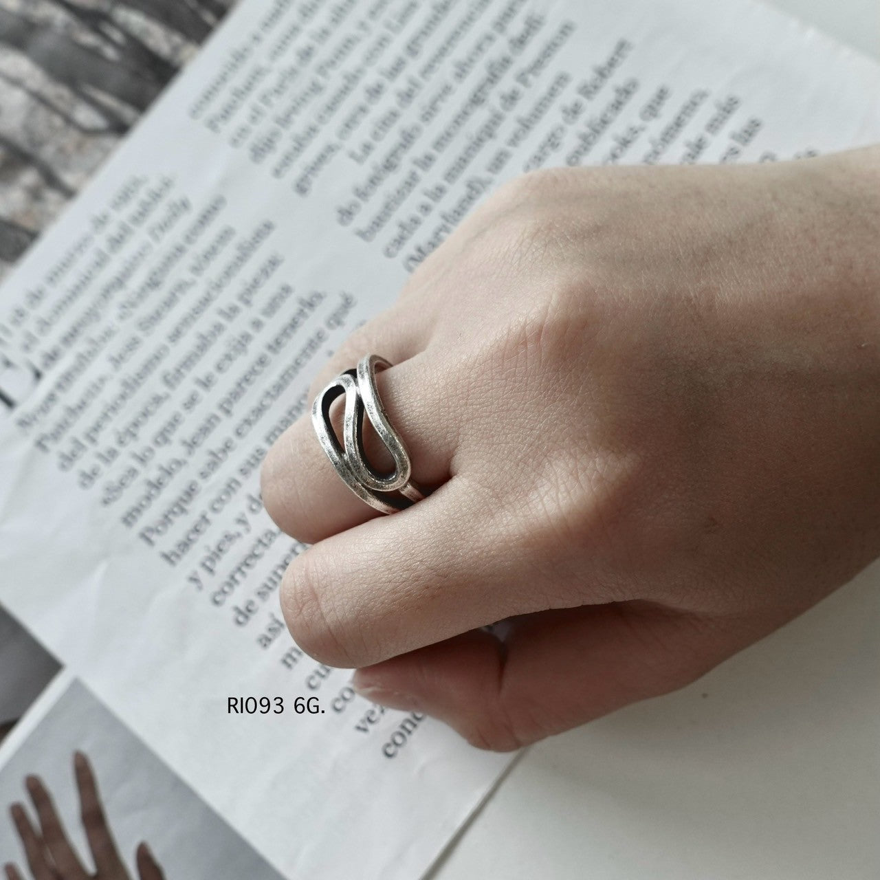 Simply stunning silver. Silver ring.