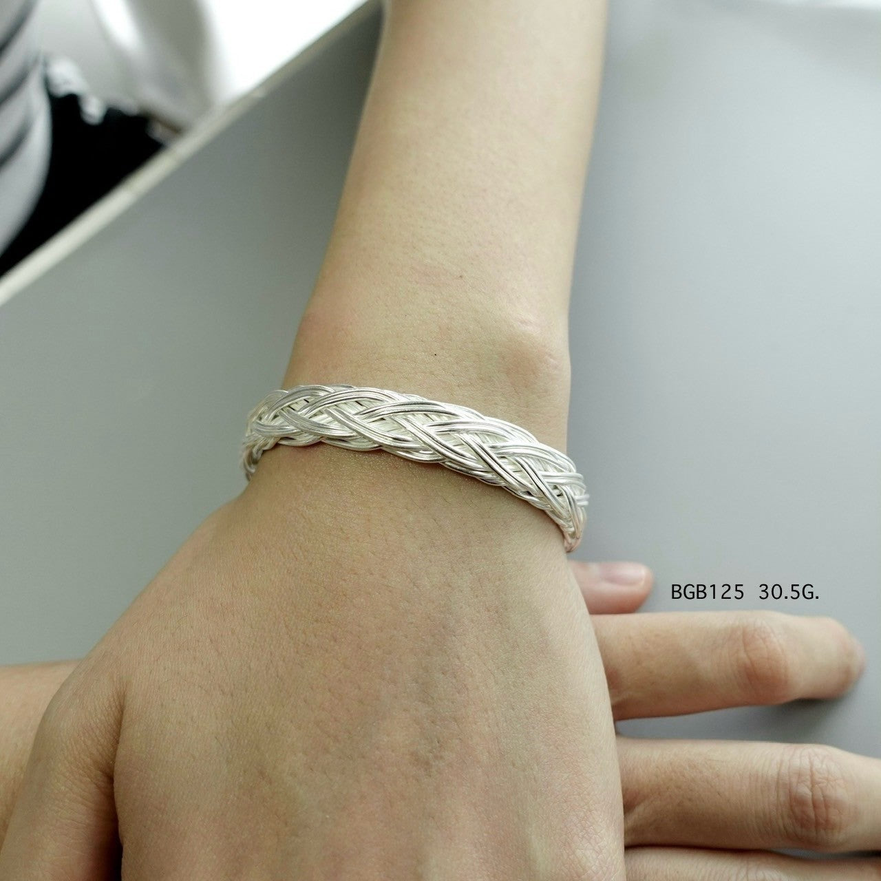 Silver bangle. Bold beauty, handmade in silver.