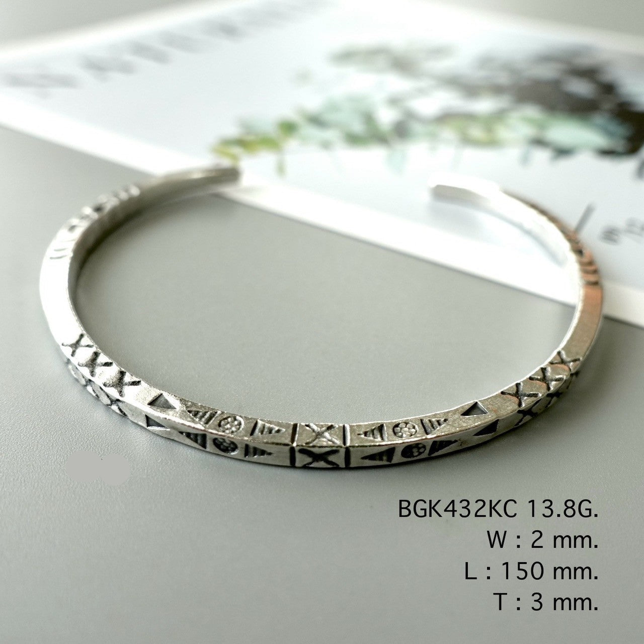 Pure silver, pure you — in a bangle.