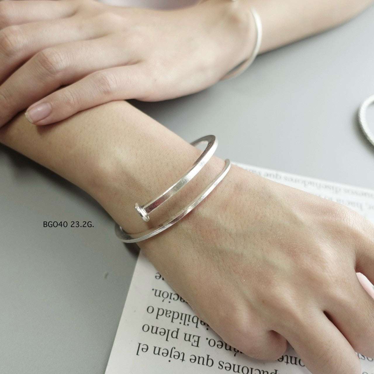 Handmade silver bangle. Pure silver. Pure style.